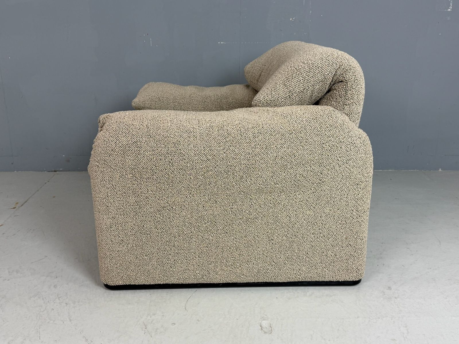 Vico Magistretti Maralunga Reupholstered Lounge Chair For Cassina, 1980s photo 1500.0