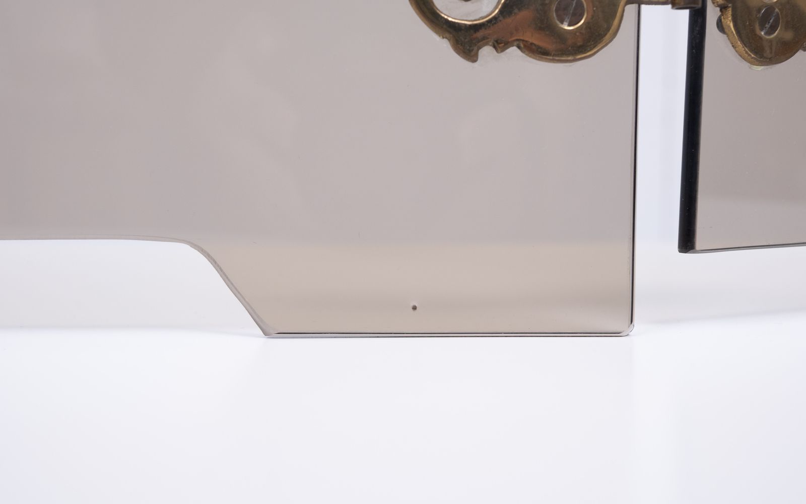 photo furniture Drieluik Haardscherm Van Rookglas, Ca. Jaren 1950
