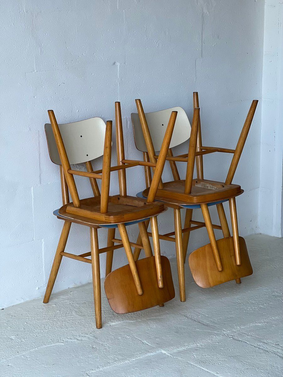 photo furniture Eetkamerstoelen Van Ton, Ca. Jaren 1960, Set Van 4