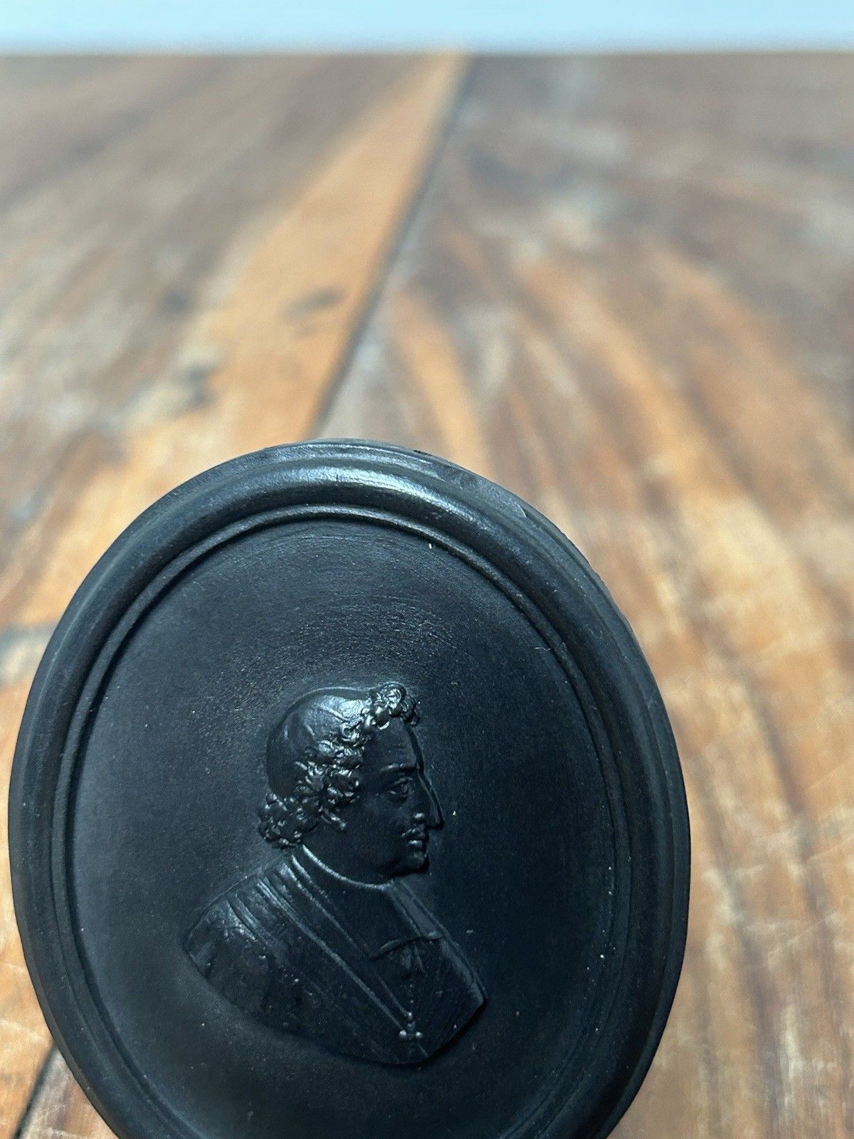 Wedgwood 18thc Black Basalt Portrait Medallion François De La Salienac 7cm photo furniture