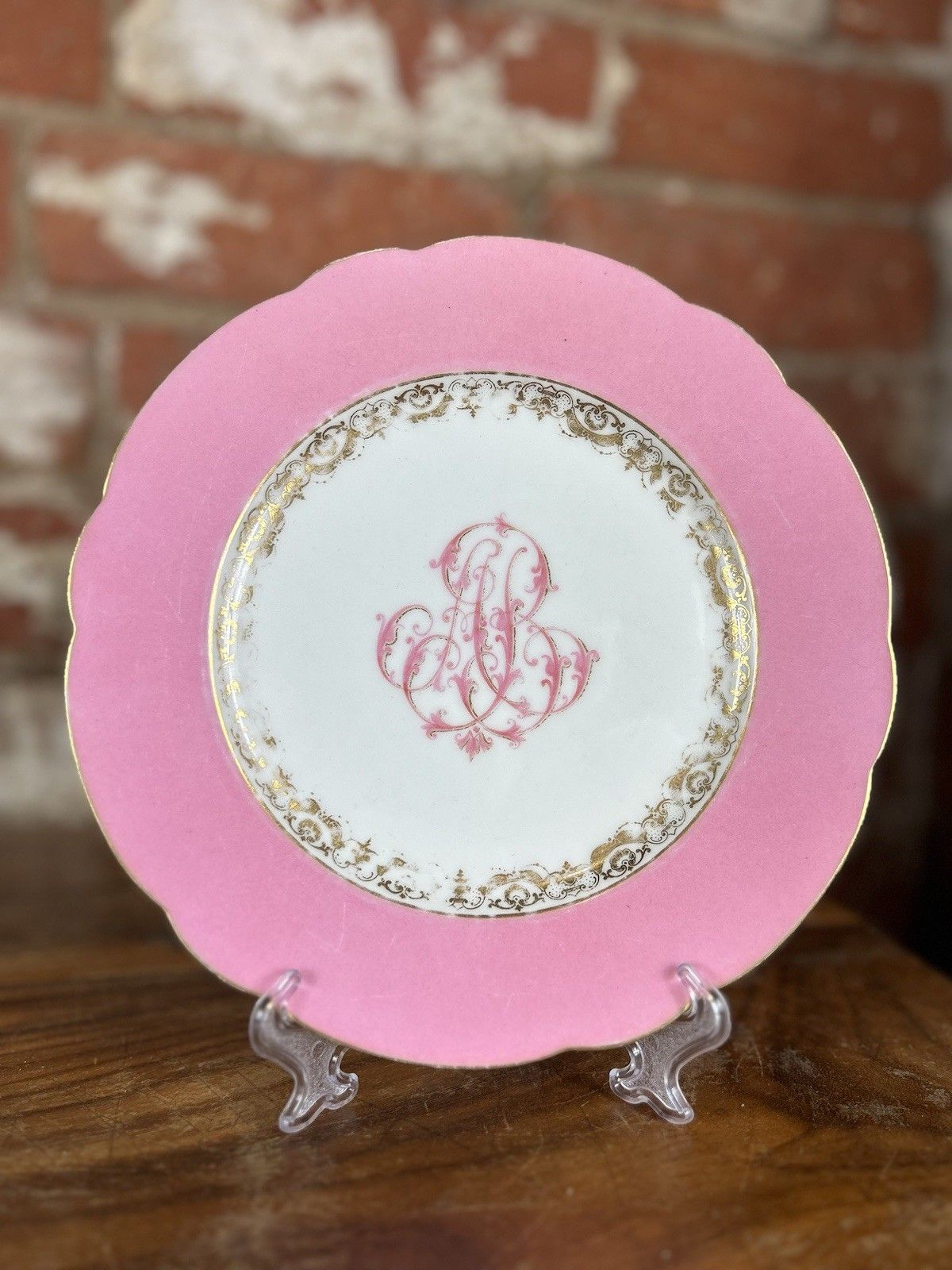 699.0 Antique Old Paris Armorial Porcelain Pink Plate Service, 11pc, French photo