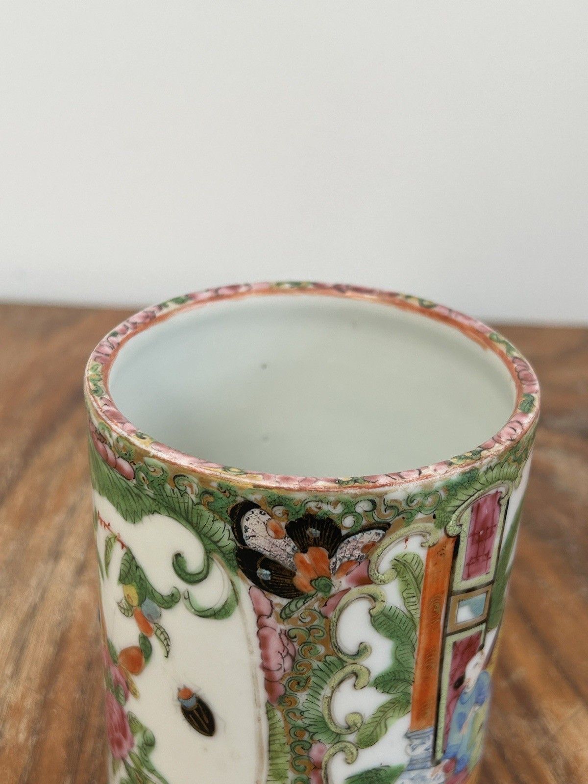 Antique Chinese Rose Medallion Cylindrical Vase Pot Hand Painted C.1850s photo 275.0