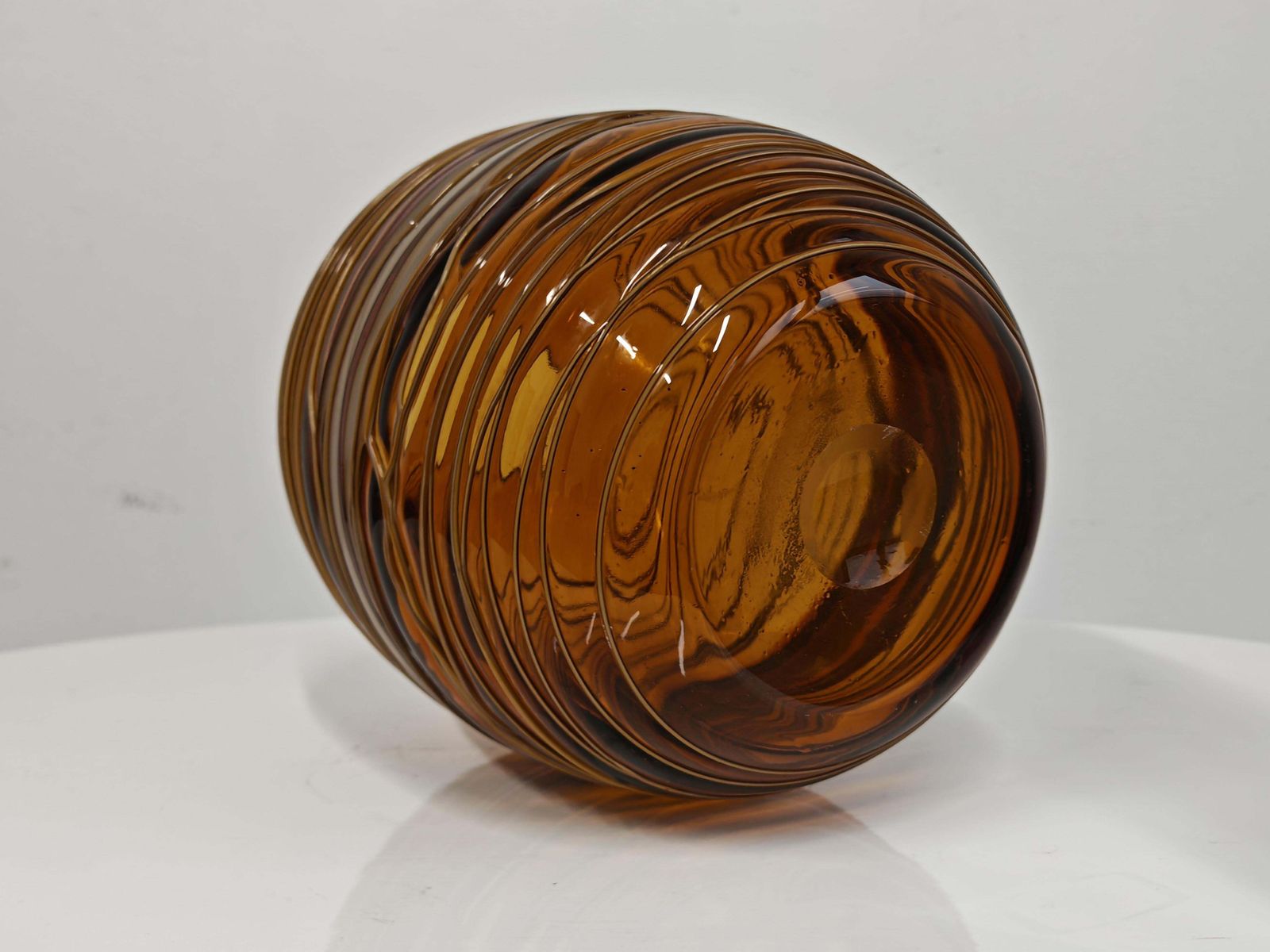 Mid Century Murano Glass Vase In Amber Glass By Fulvio Bianconi For Venini photo vintage