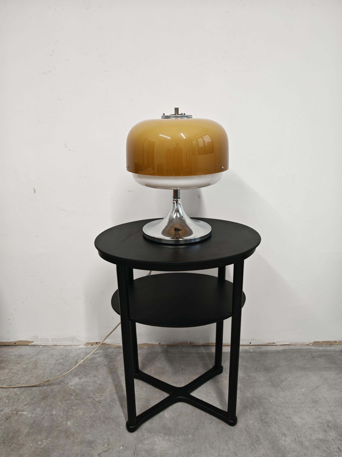 Mid Century Modern Table Lamp "Medusa" By Luigi Massoni For Harvey Guzzini photo for sale