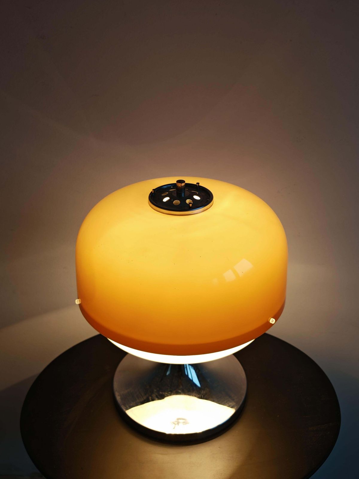 Mid Century Modern Table Lamp "Medusa" By Luigi Massoni For Harvey Guzzini photo buy
