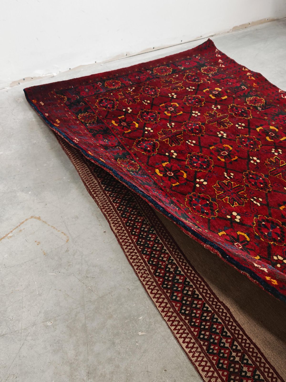 Antique Bashiri Chuval Or Storage Bag In Thick And Soft Wool Pile, Natural Dyes photo Textiles