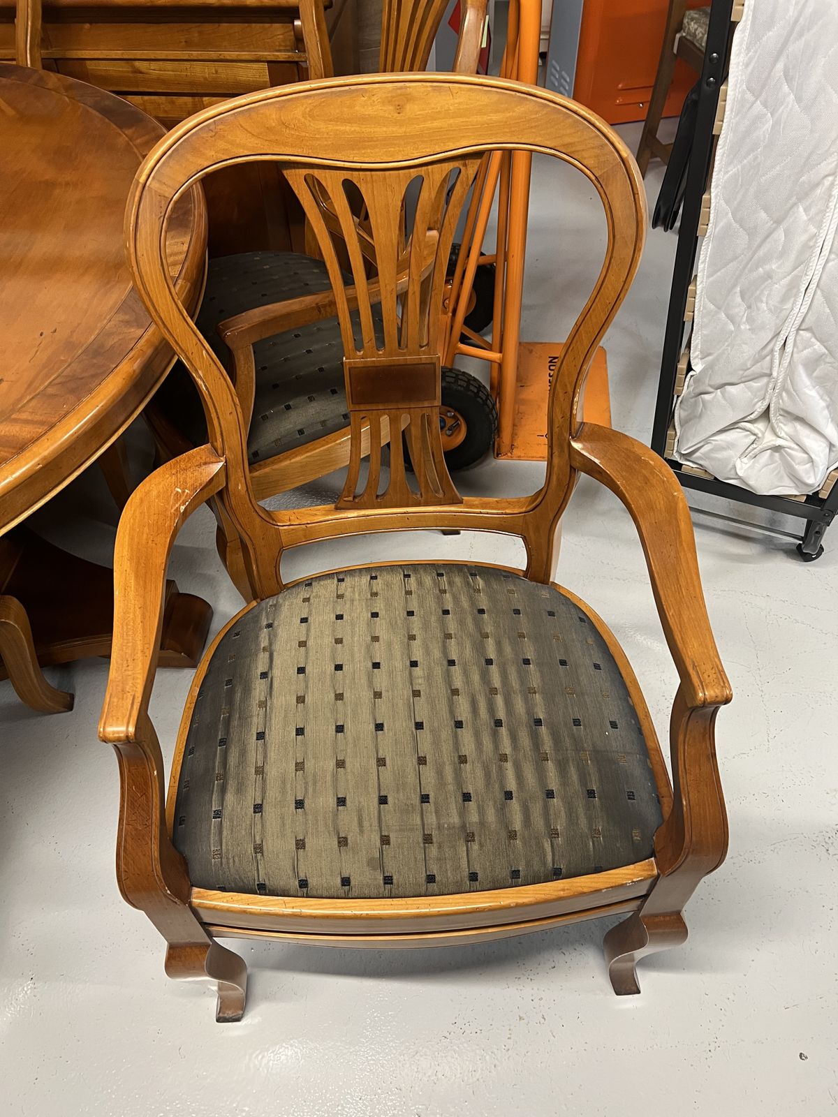 Large Cherry Wood Pedestal Dining Table And 8 Chairs photo for sale