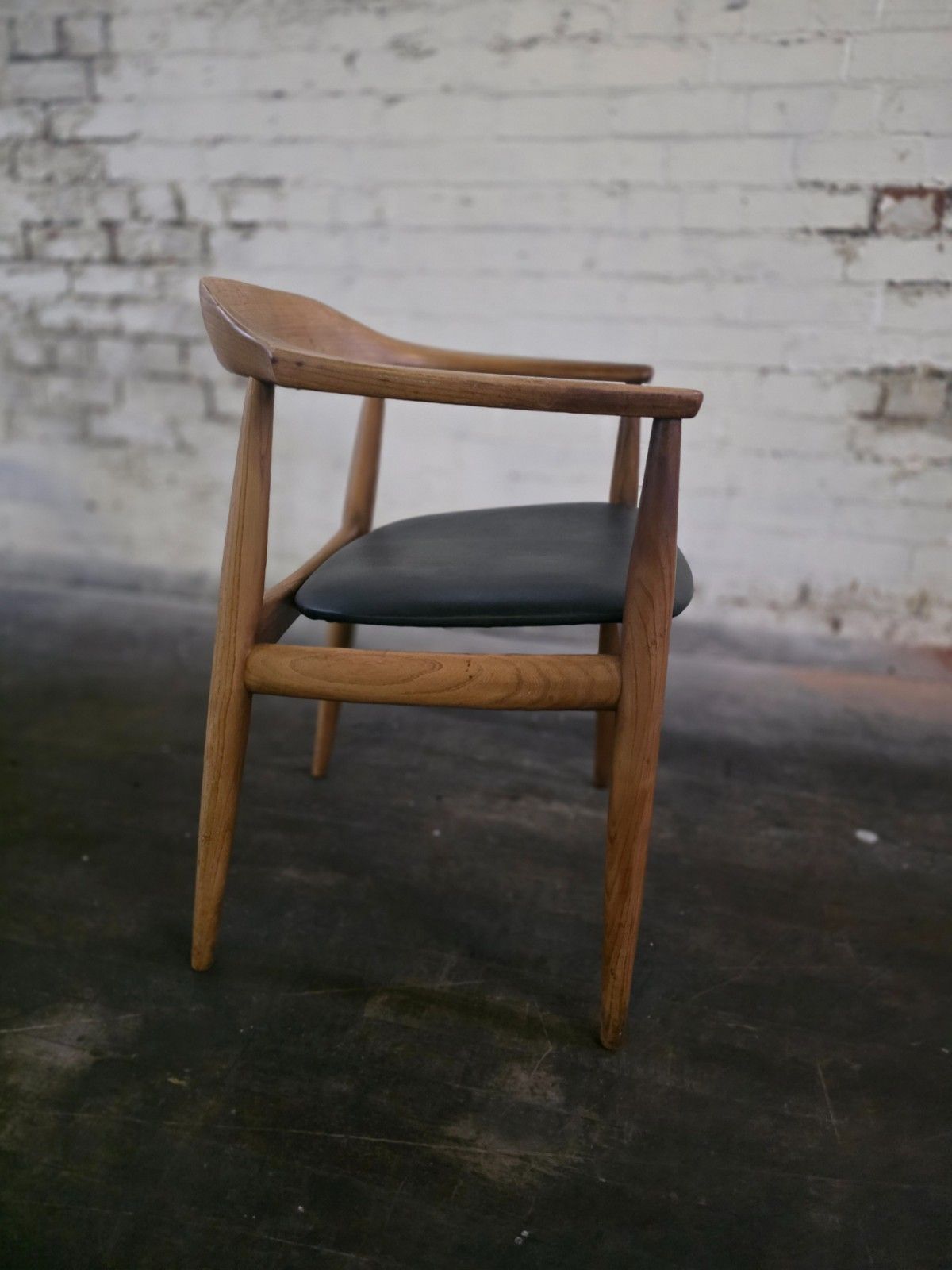 photo vinterior Set Of 4 Danish Teak Mid Century Elbow Chairs