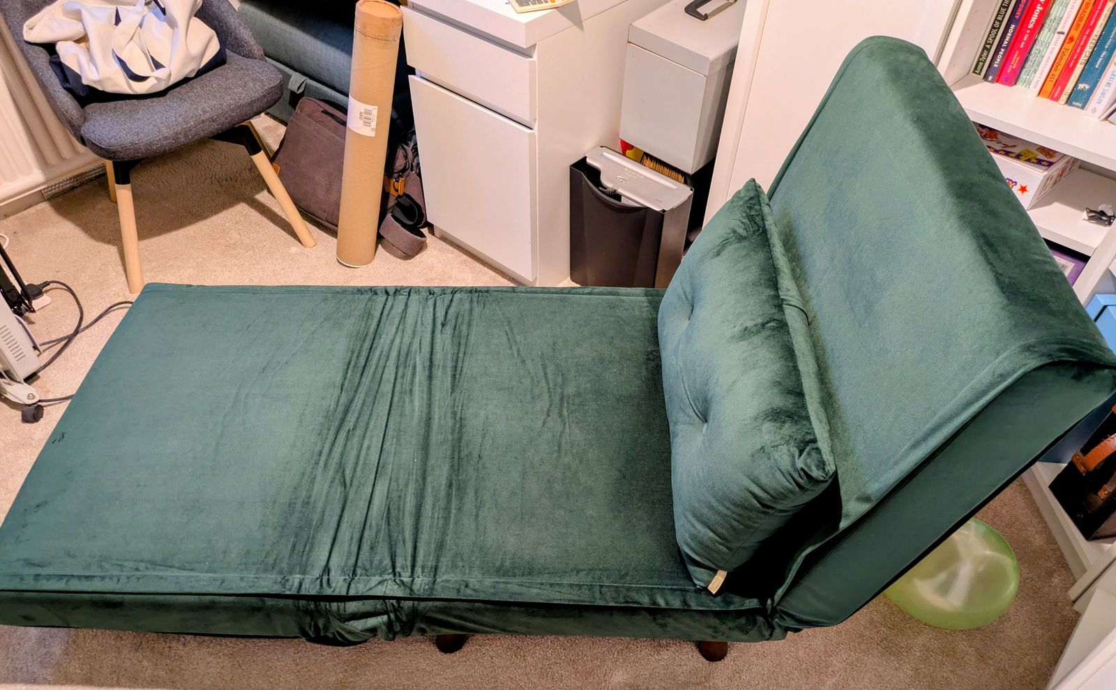 Laura James Una Single Occasional Bed   Green   Velvet photo furniture