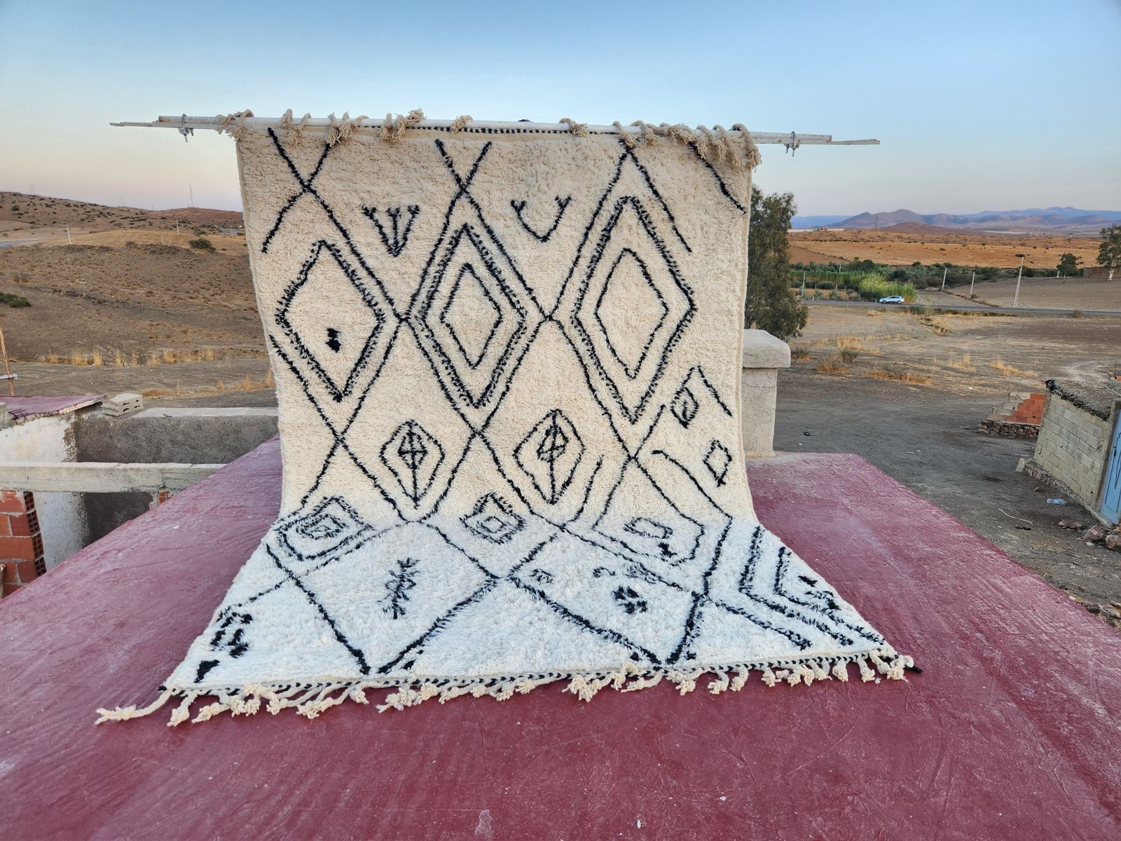 Large Black & White Beni Ourain Rug, Hand Drawn Tribal Diamond Pattern (300x200cm)