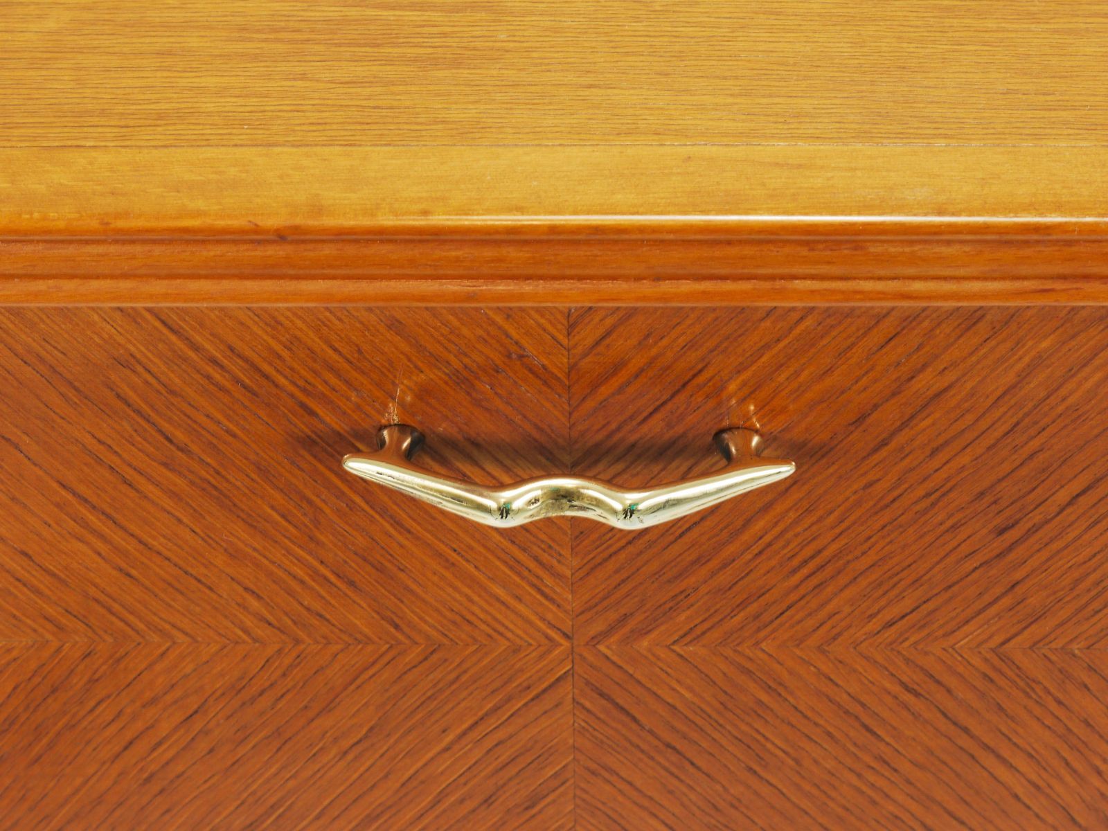 Gio Ponti Maple & Walnut Nightstand Table, La Permanente Mobili Cantù, 1940s photo 1961.0