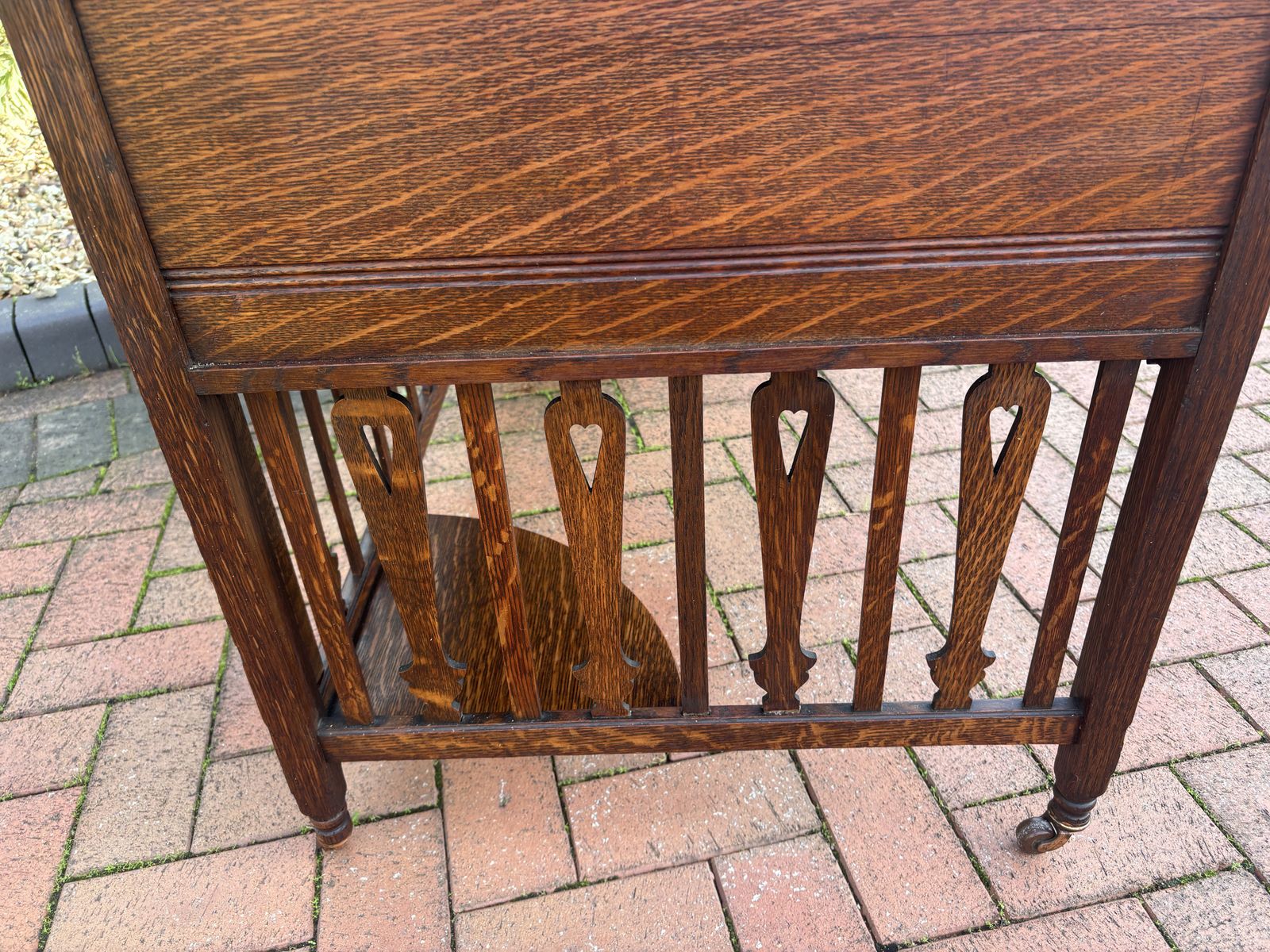 Shapland & Petter Arts & Crafts Writing Desk photo vinterior
