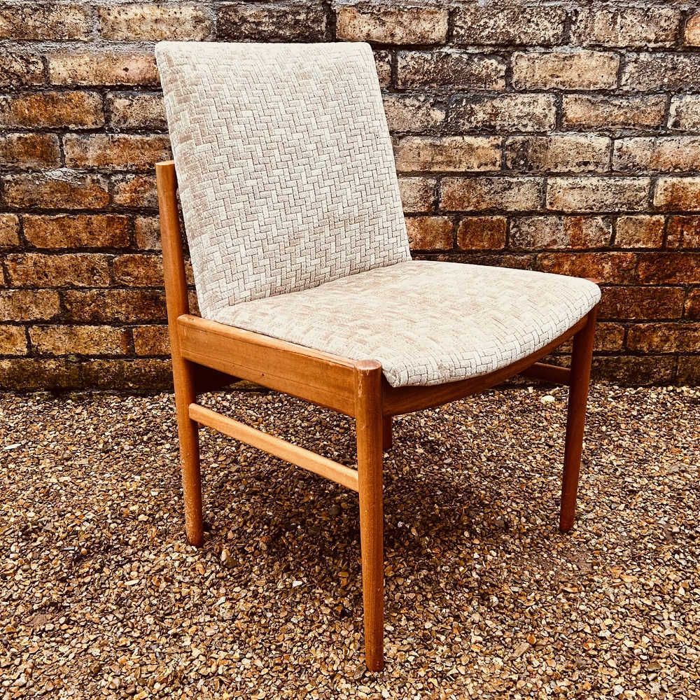 Beithcraft Teak Drop Leaf Dining Set (1960s) – Scottish Mid Century Furniture photo 995.0