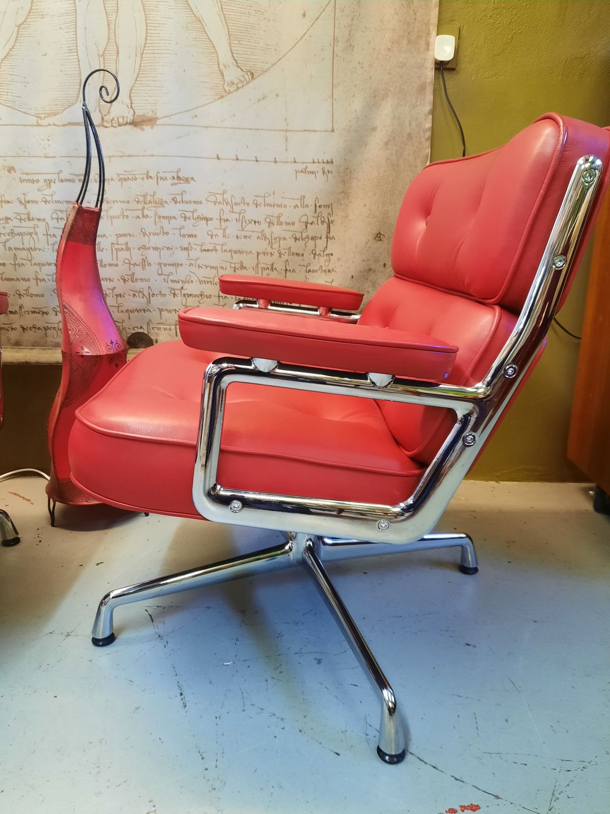 Charles & Ray Eames For Vitra Es105 Time Life Lobby Lounge Chair Upholstered In Leather photo Furniture