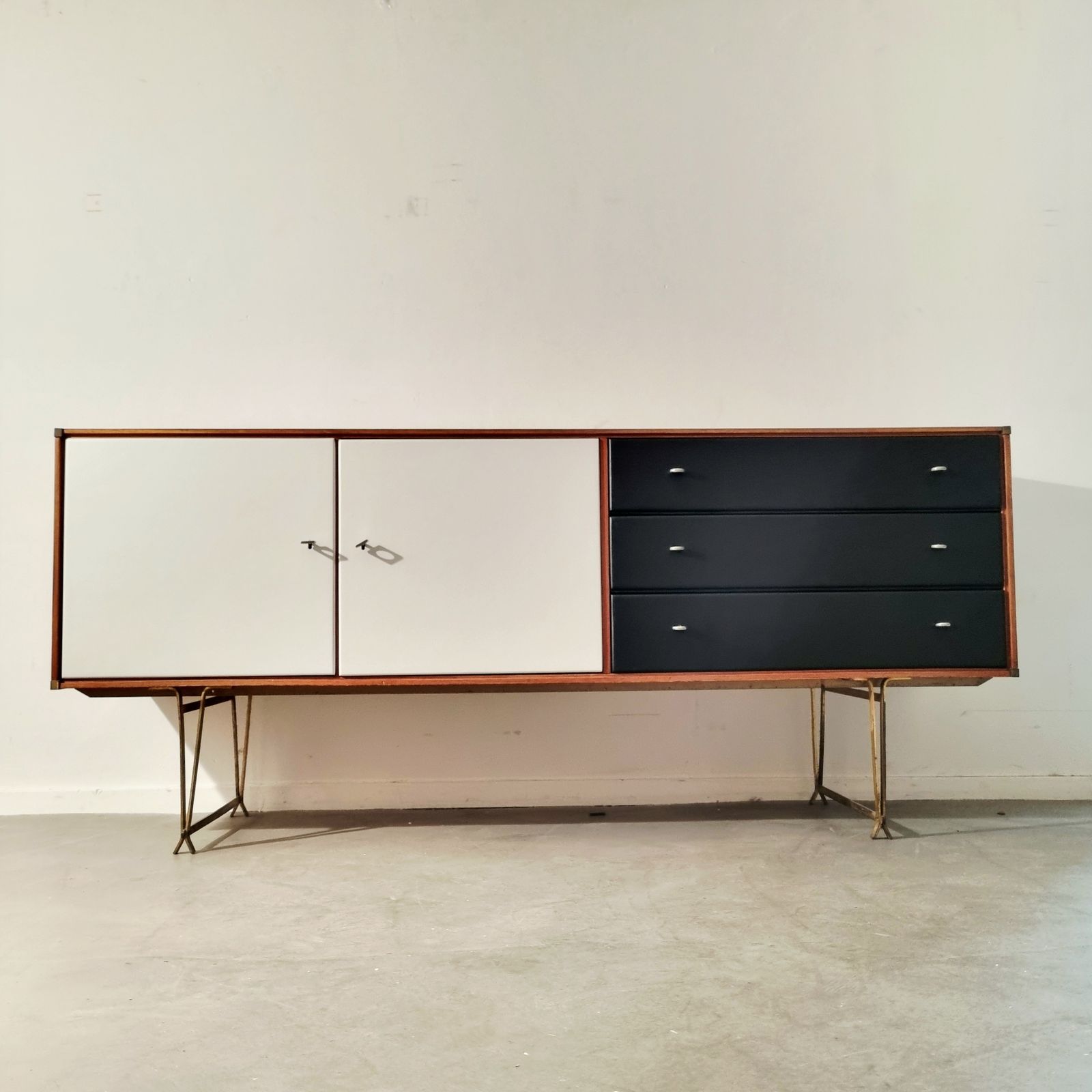 William Watting Sideboard Fristho Franeker 1954