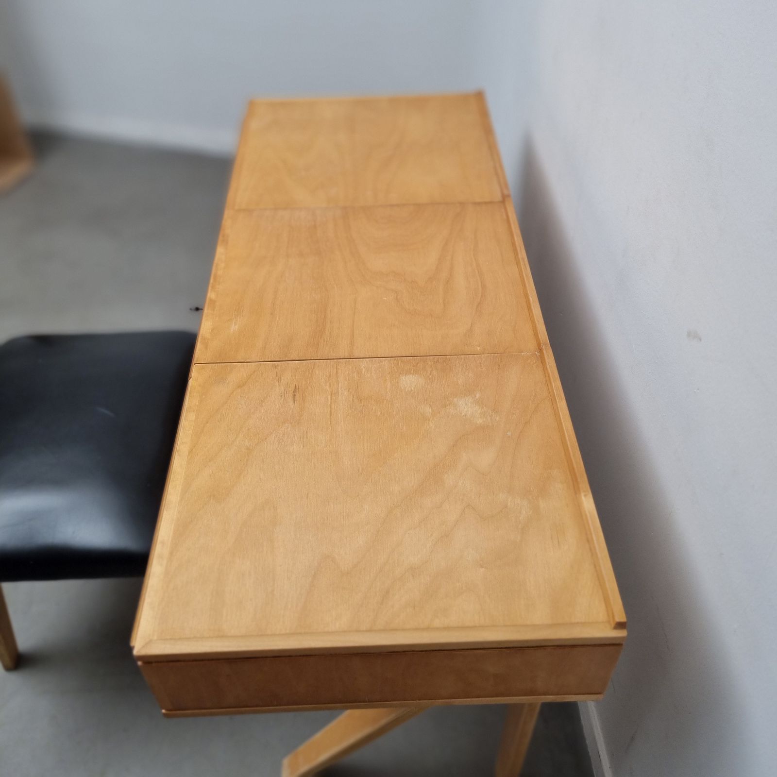 2755.0 Set Of Dutch Modern Dressing Table And Stool In Birch Plywood By Cees Braakman For Pastoe, 1951 photo