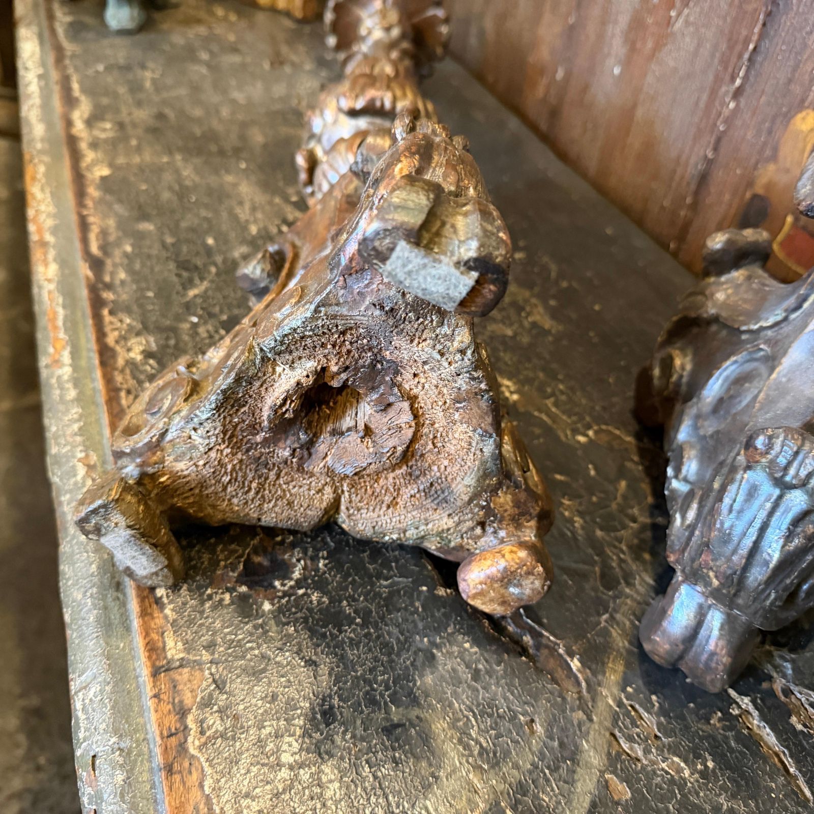 1259.0 A Pair Of Louis XVI Hand Carved Wood Antique Sicilian Torcheres photo