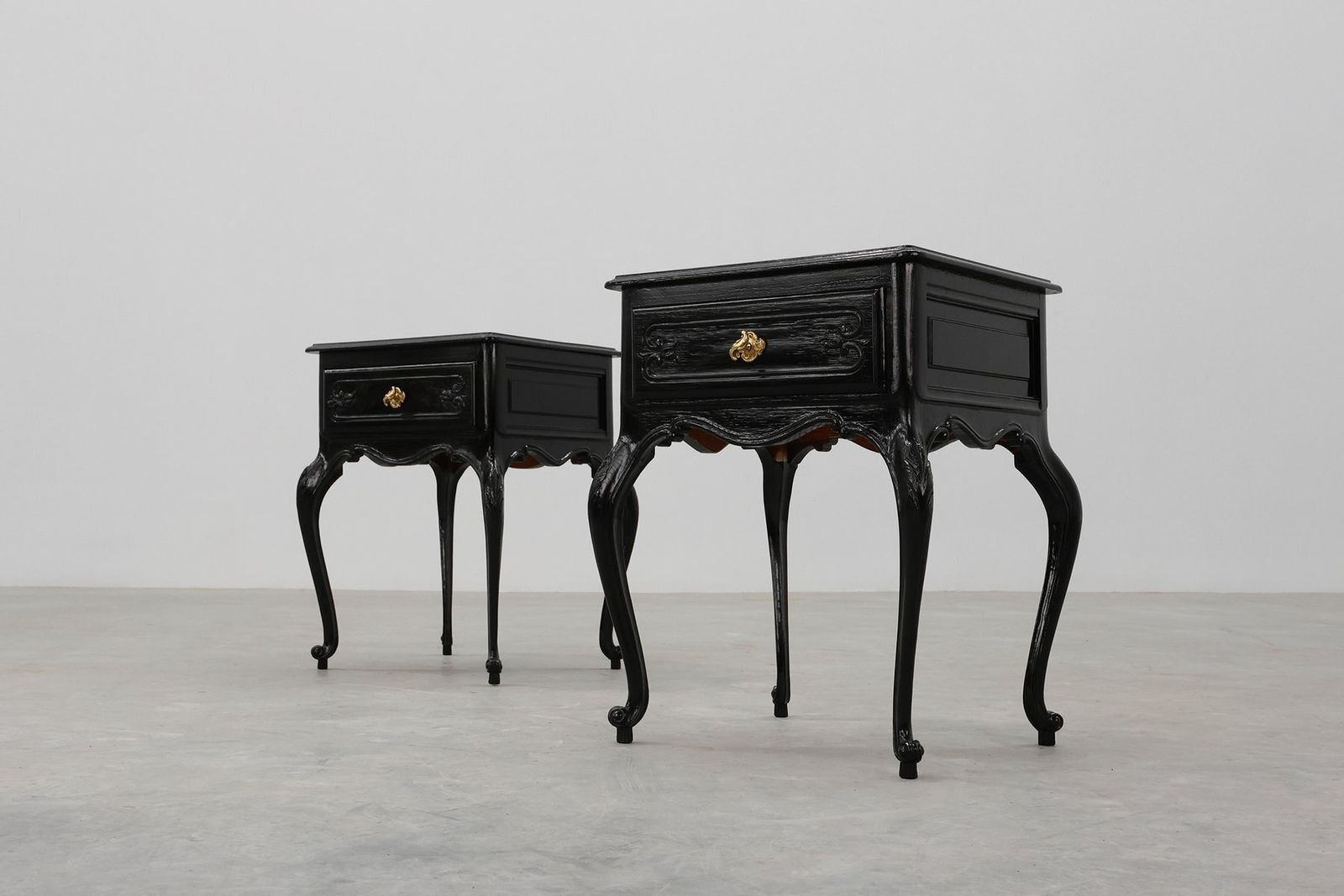 Furniture Louis XV Style Nightstands In Black Lacquered Oak, France, 1950s, Set Of 2 photo