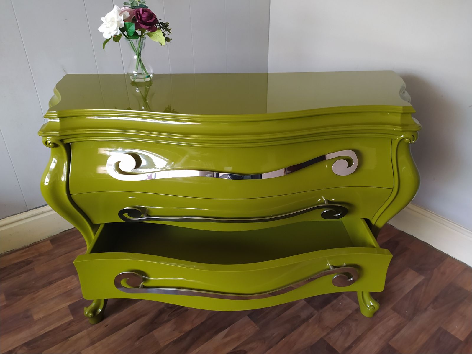 Green Lacquered Chest Of Drawers: Creazioni Berto Steel Handle Dresser photo Furniture