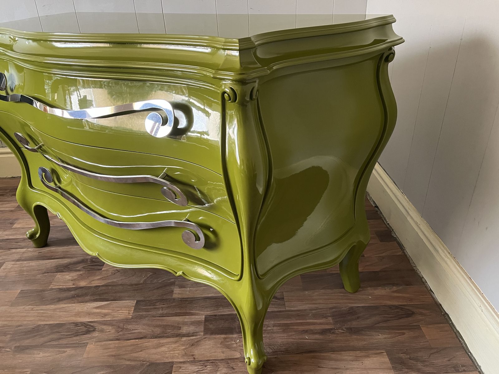 699.0 Green Lacquered Chest Of Drawers: Creazioni Berto Steel Handle Dresser photo