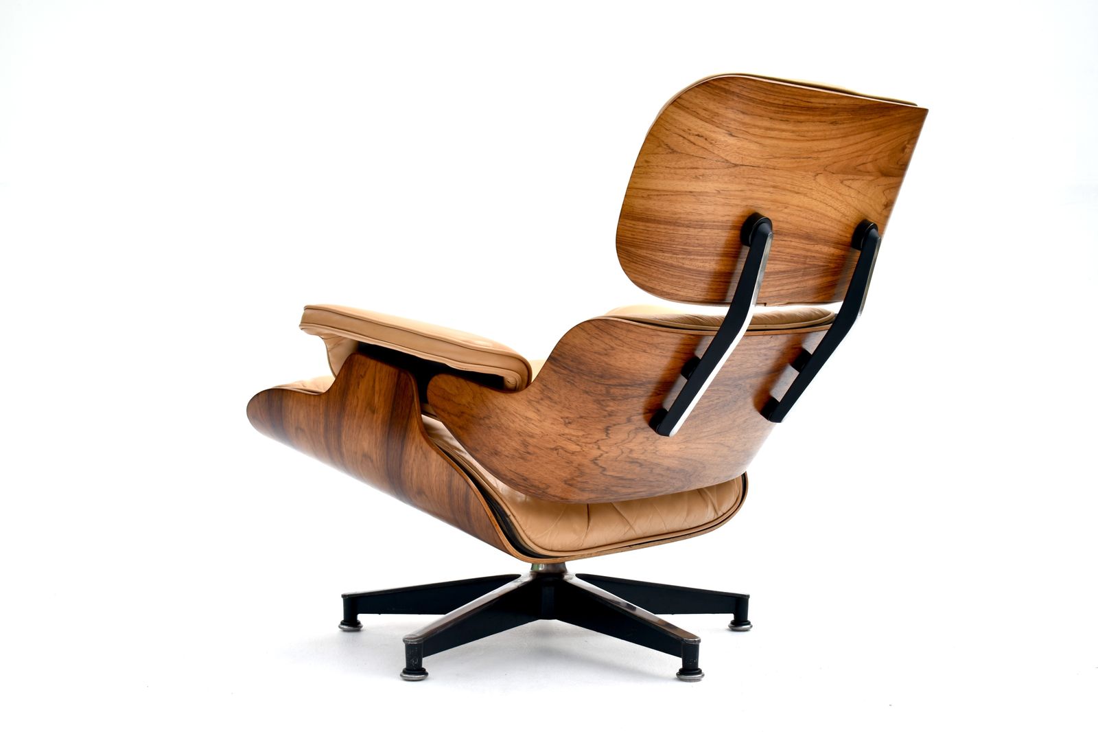 Original 1960s Vintage Eames Lounge Chair For Herman Miller photo 6995.0