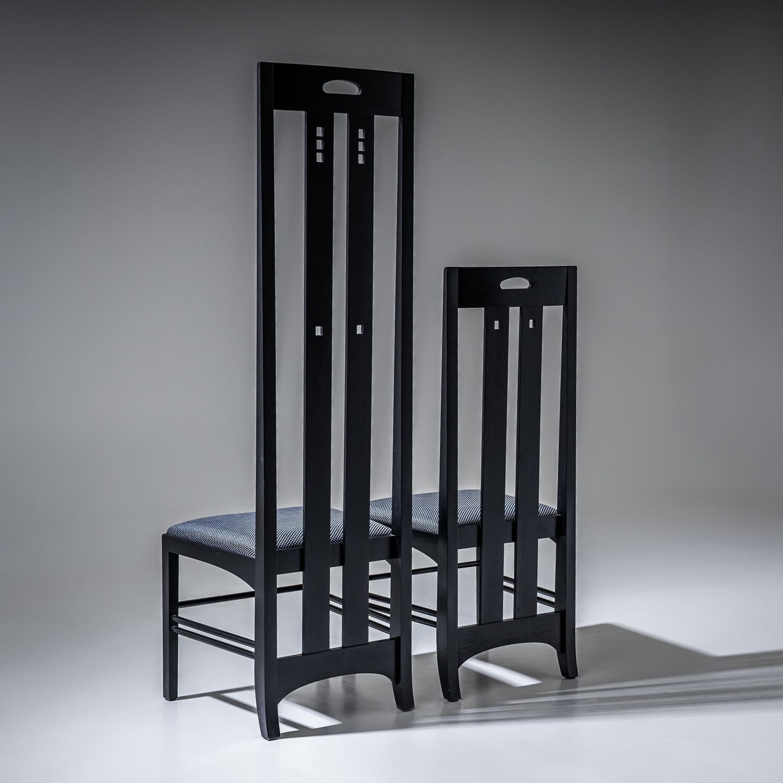 photo vintage Dining Room Suite, Model Ingram, By Charles Rennie Mackintosh, Cassina Edition, Italy, 1970s/80s