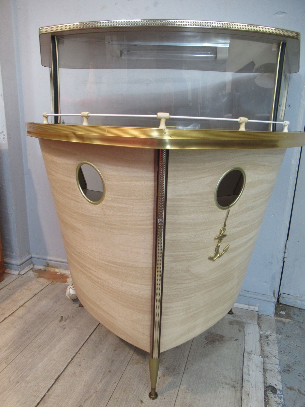 A 1950s Boat Cocktail   Drinks Cabinet photo buy