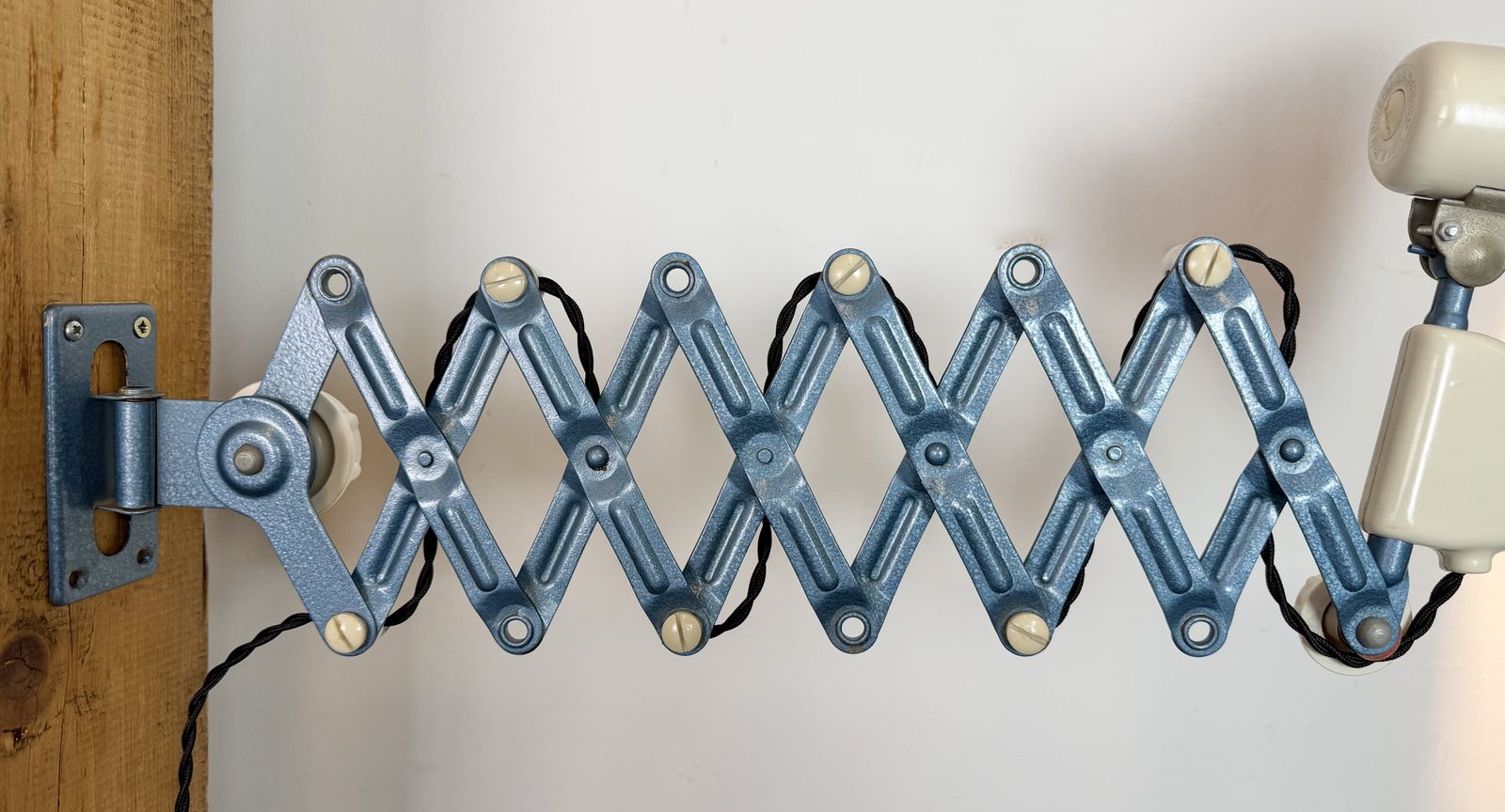 Industrial East German Scissor Lamp From Reif Dresden, 1950s, 2x photo 289.0