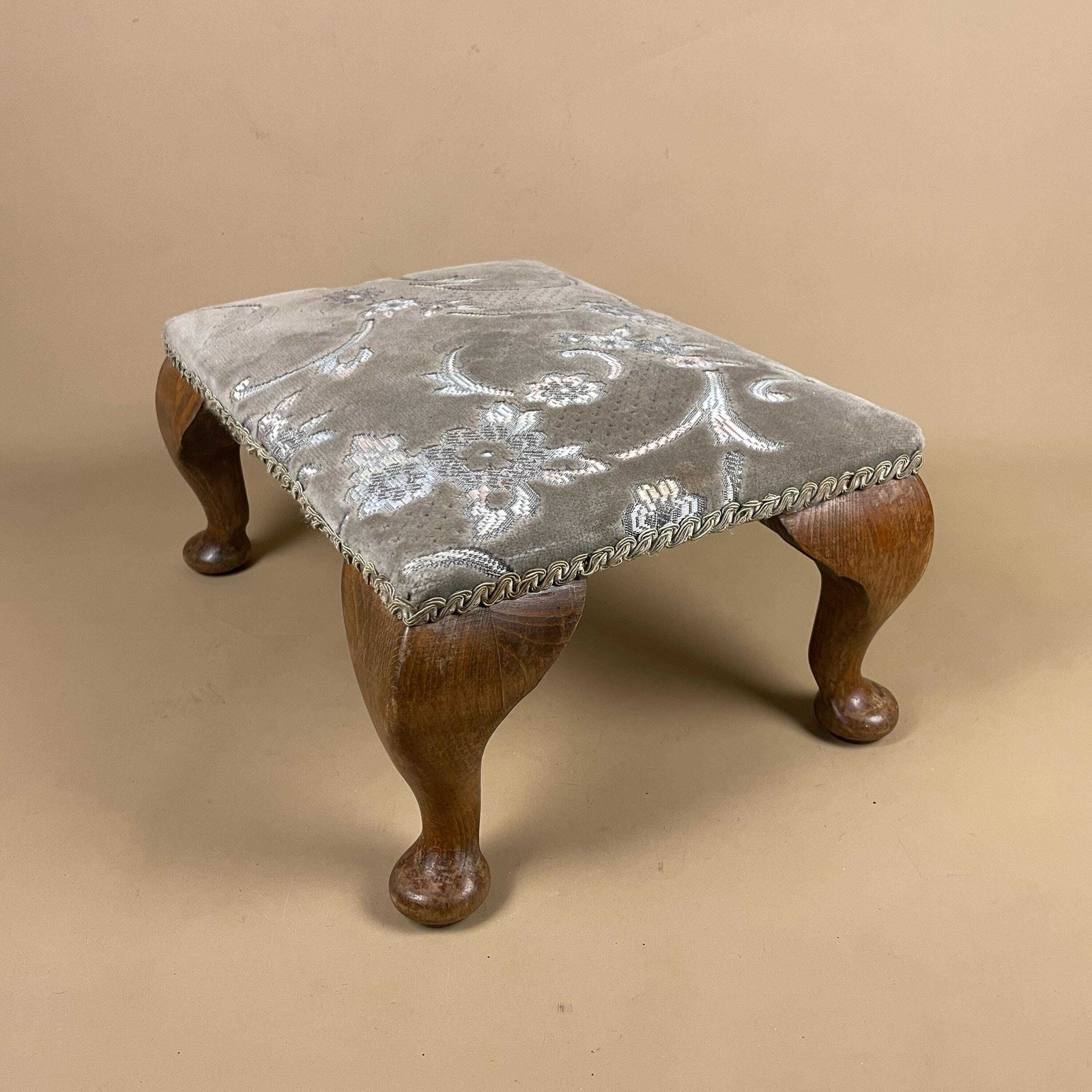 Vintage Retro Velvet Stool Wood Legs Cottage Furniture Rectangle Footstool Foot Seat 18x38x28cm Footstool Floral Patterned Pattern Sage photo vintage