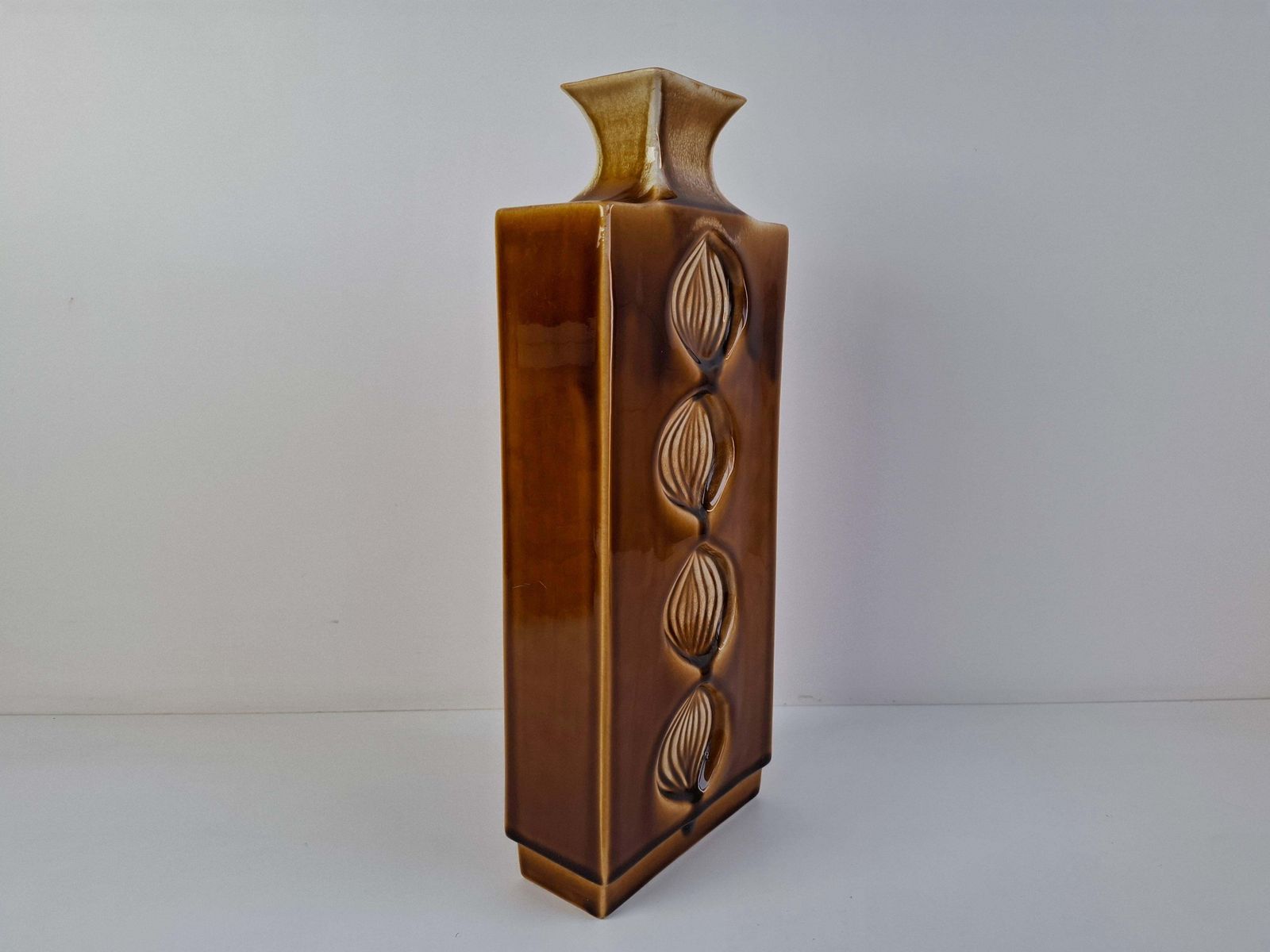 Mid Century Czech Brown Ceramic Vase Ditmar Urbach, 1960's. photo furniture
