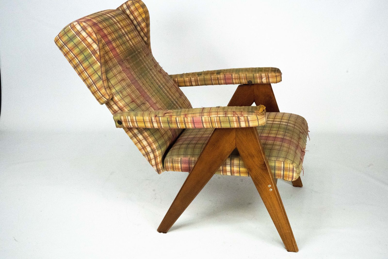 Italian Mid Century Modern Reclining Armchair, 1960s photo 975.0