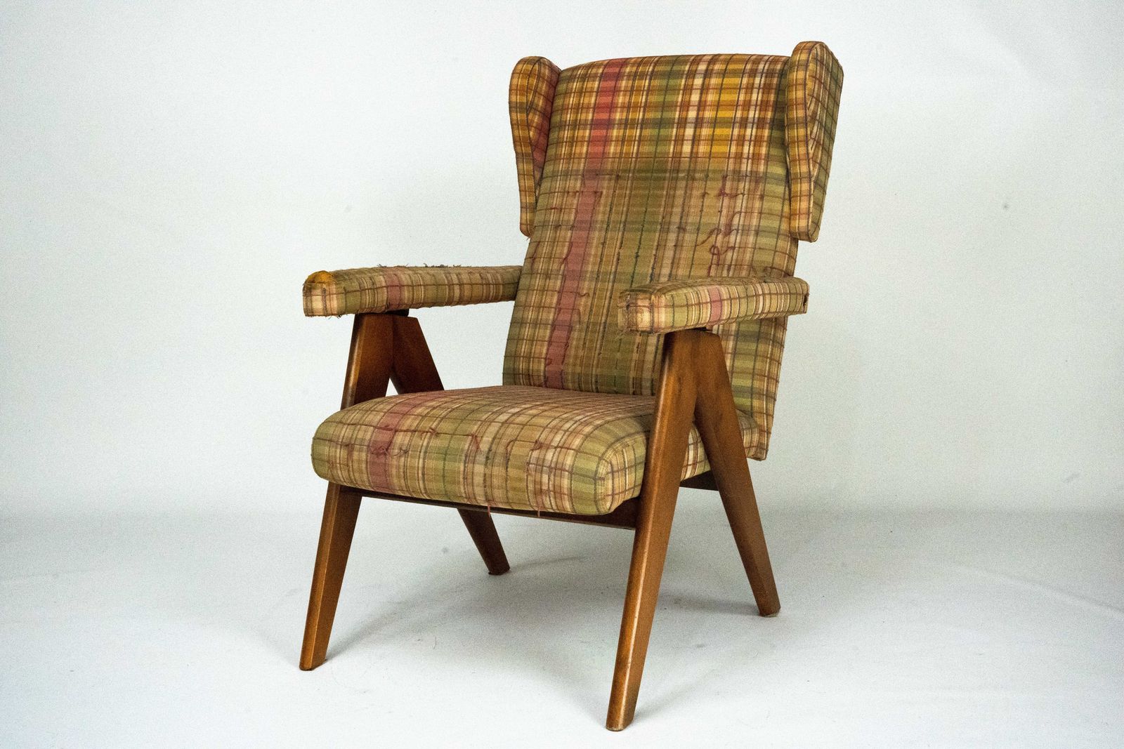 Italian Mid Century Modern Reclining Armchair, 1960s