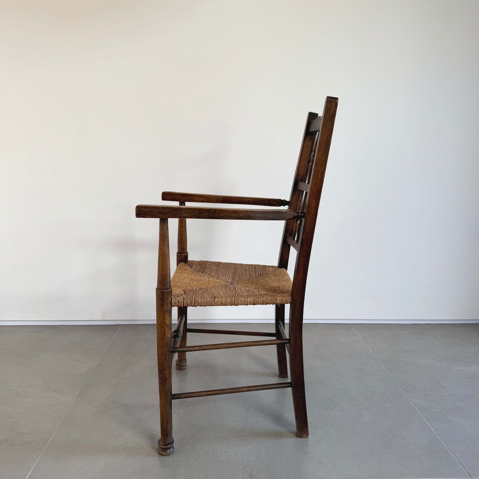 Arts And Crafts Chair, 1800s, Antique photo Furniture