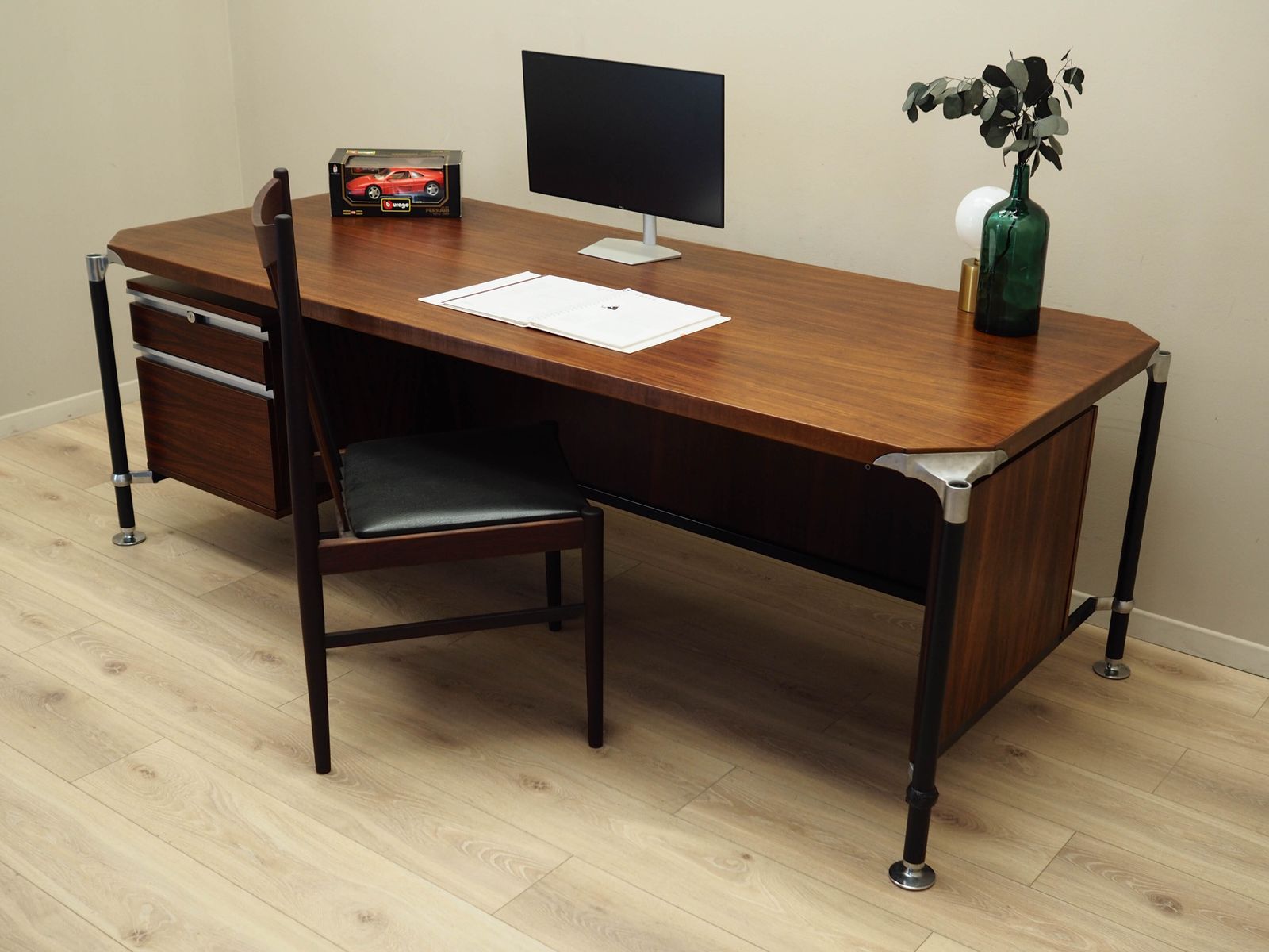 Vintage Desk, Italian Design, 1970s, Designers: Ico & Luisa Parisi, Manufacturer: Mim Roma photo 5489.0