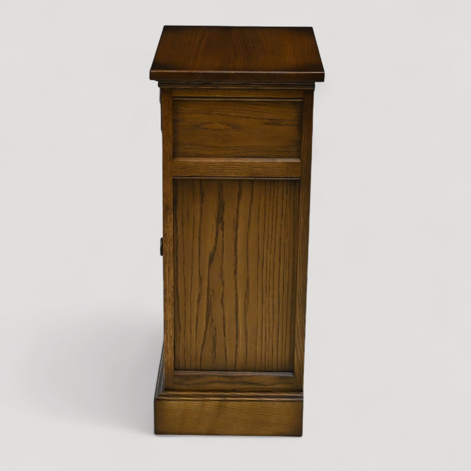 Old Charm Pedestal Cabinet Drawer Light Oak Free Delivery photo vinterior