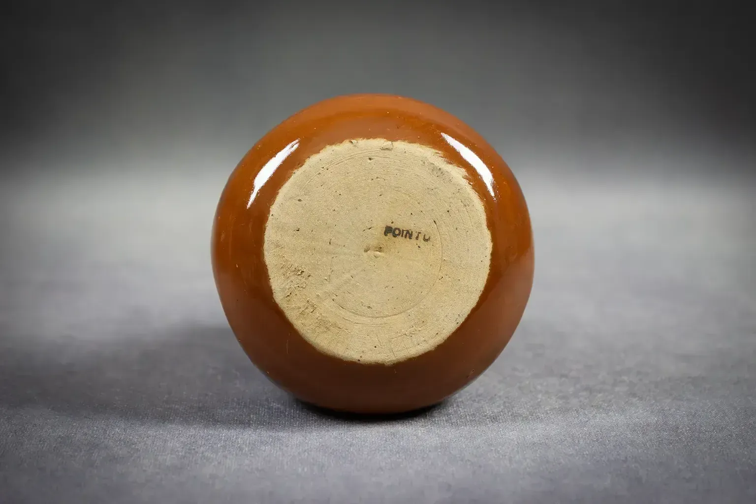 Petit vase en grès à coulures beige émaillées de Léon Pointu, Art Nouveau français photo vintage