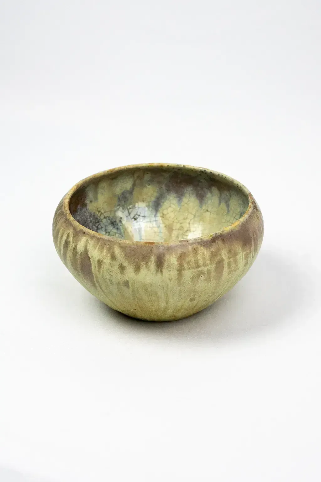 Glazed Stoneware Bowl By Alexandre Bigot (1914) – Cream And Nuanced Blue Flamed Stoneware