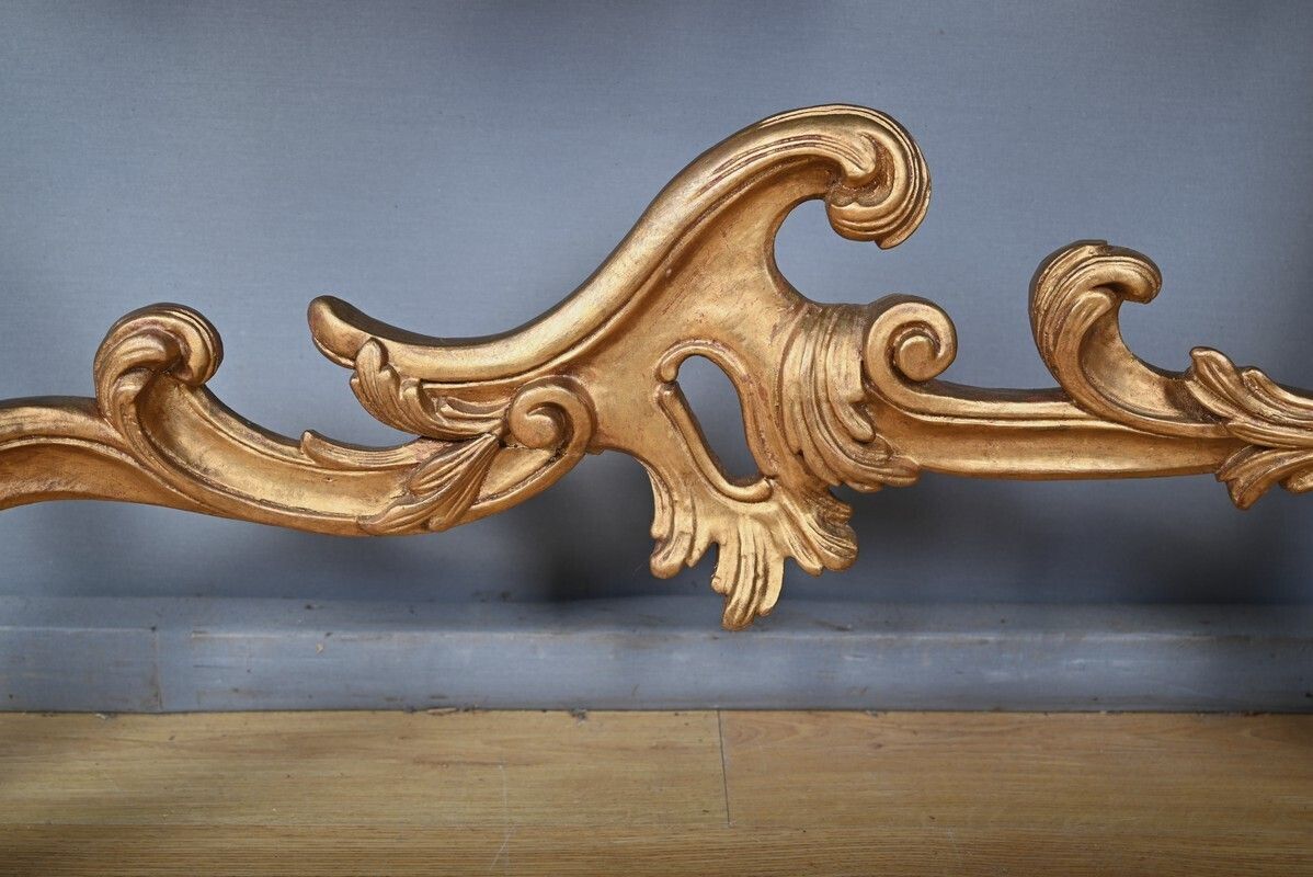 photo buy Important Wall Lamp Console In Golden Wood, Louis XV – Style Mid 20th Century