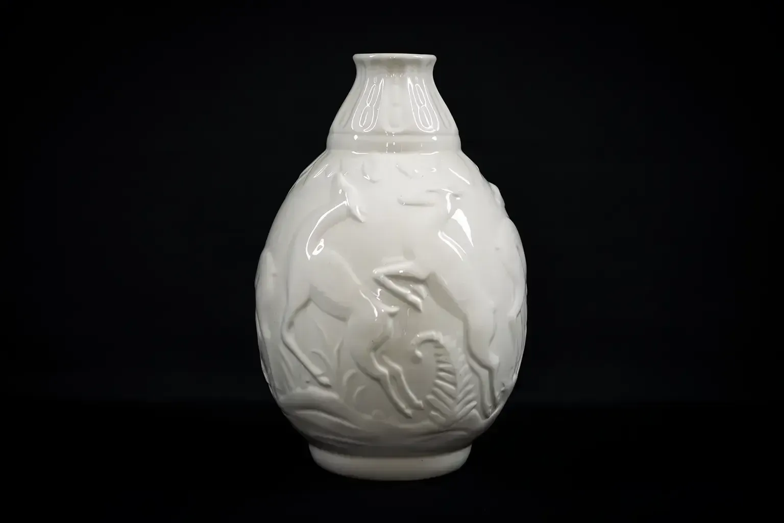 Vase Art déco aux six biches en faïence fine - Boch Frères La Louvière photo Décoration