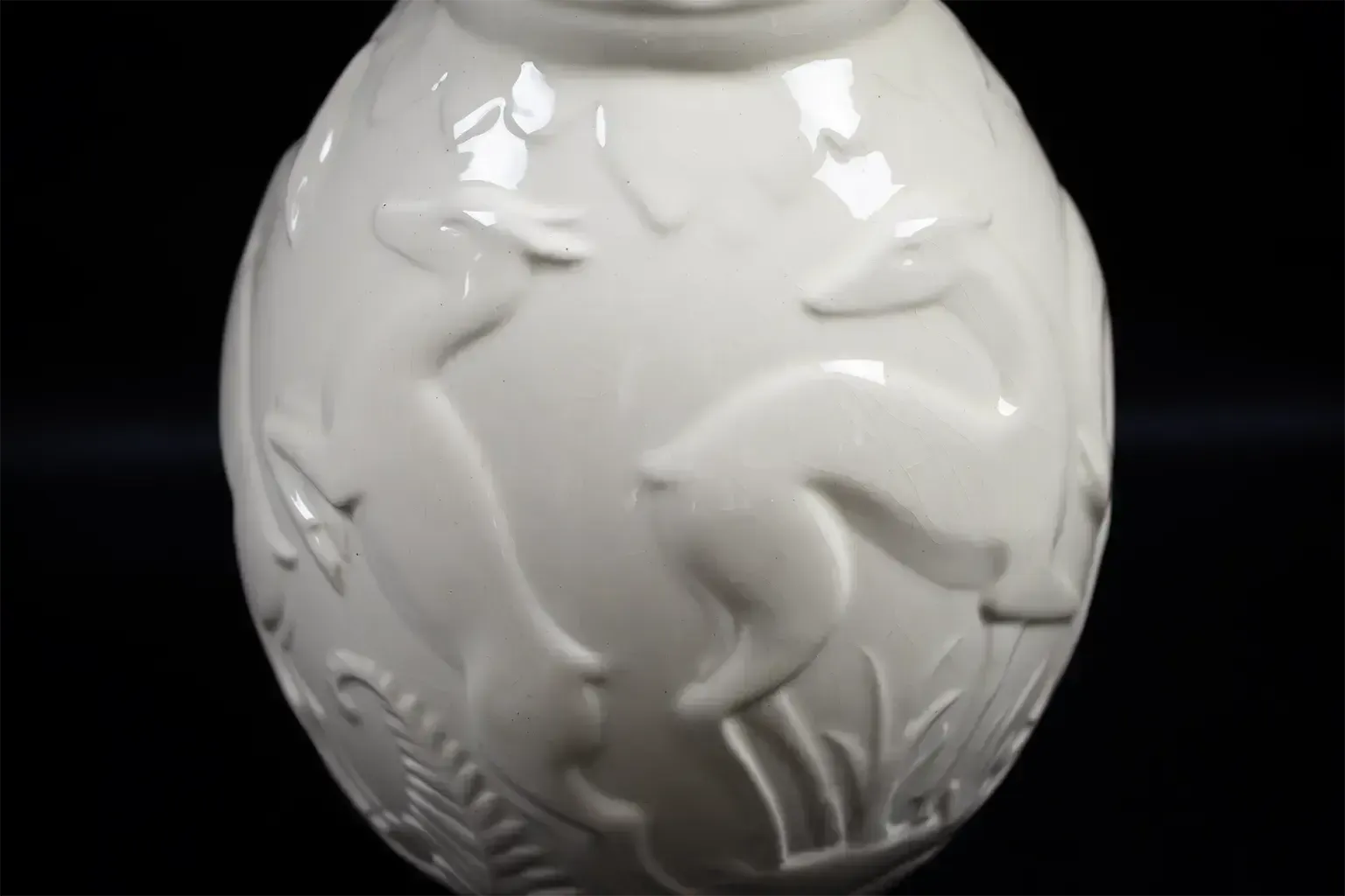 Vase Art déco aux six biches en faïence fine - Boch Frères La Louvière photo vintage