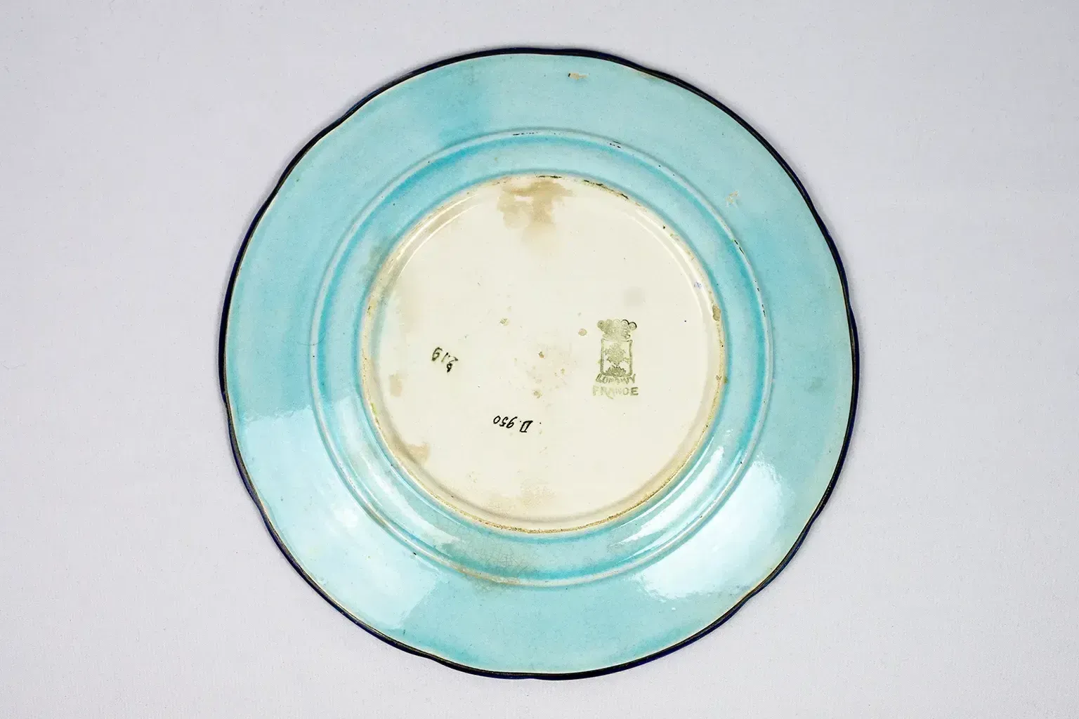 photo furniture Longwy Plate Circa 1910 – Cloisonné Enamels Decorated With Birds And Flowers On A Blue Background