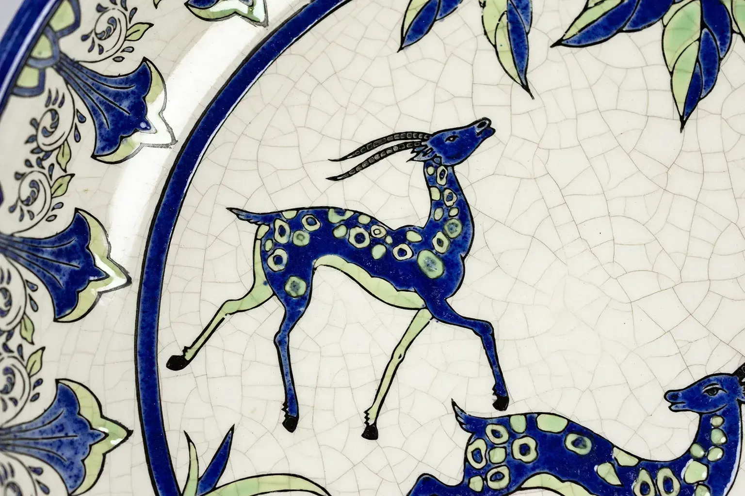 Coupe Art déco Keralouve à décor d'antilopes, La Louvière photo buy