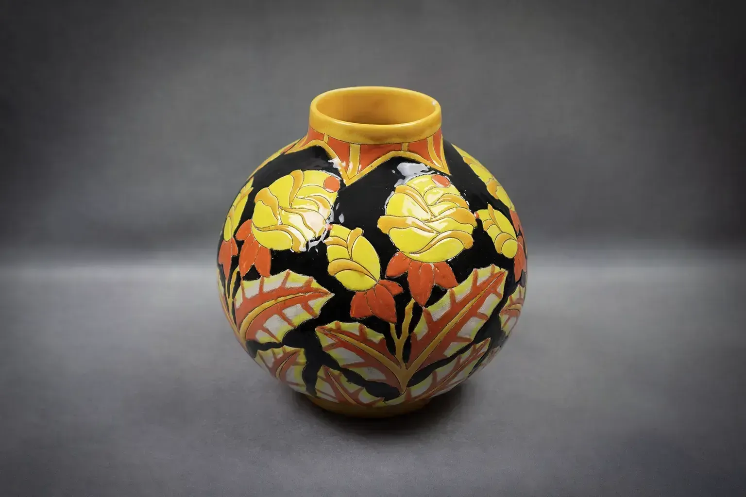 Keramis Crackle Glazed Earthenware Vaas Met Bloemmotief (D.2072) photo 1150.0
