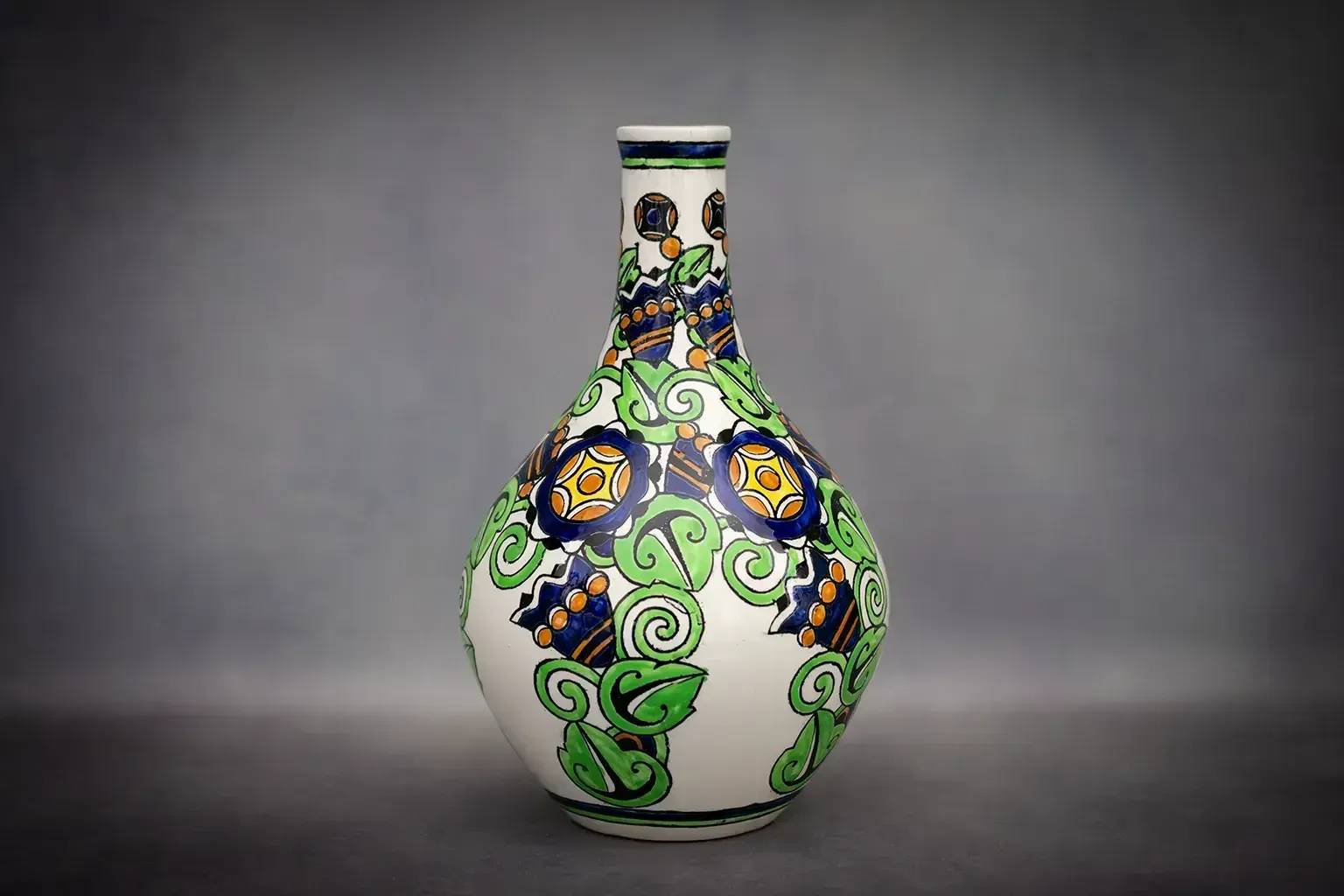 Vase Boch Frères à décor de feuillages stylisés (D.1076) photo 690.0