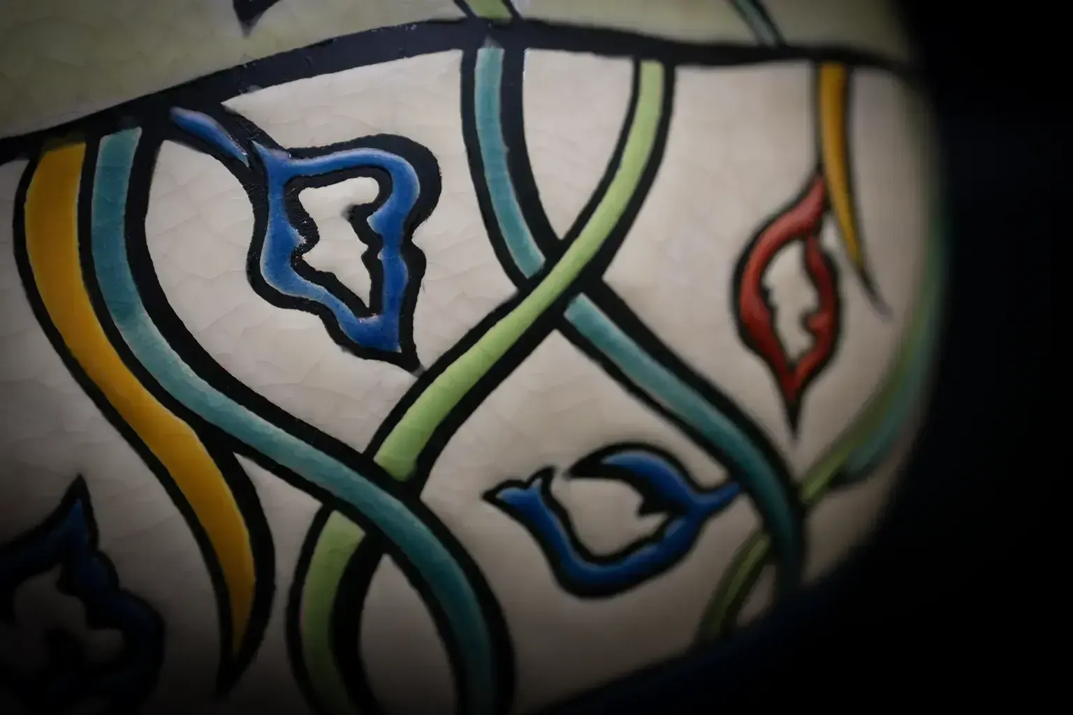 photo for sale Vase sphérique « Bagatelle » en émaux de Longwy