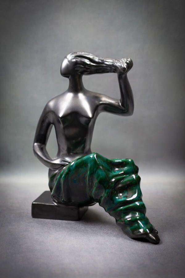 “Lady”, Ceramic Sculpture Of A Seated Woman By Jitka Forejtova photo vinterior