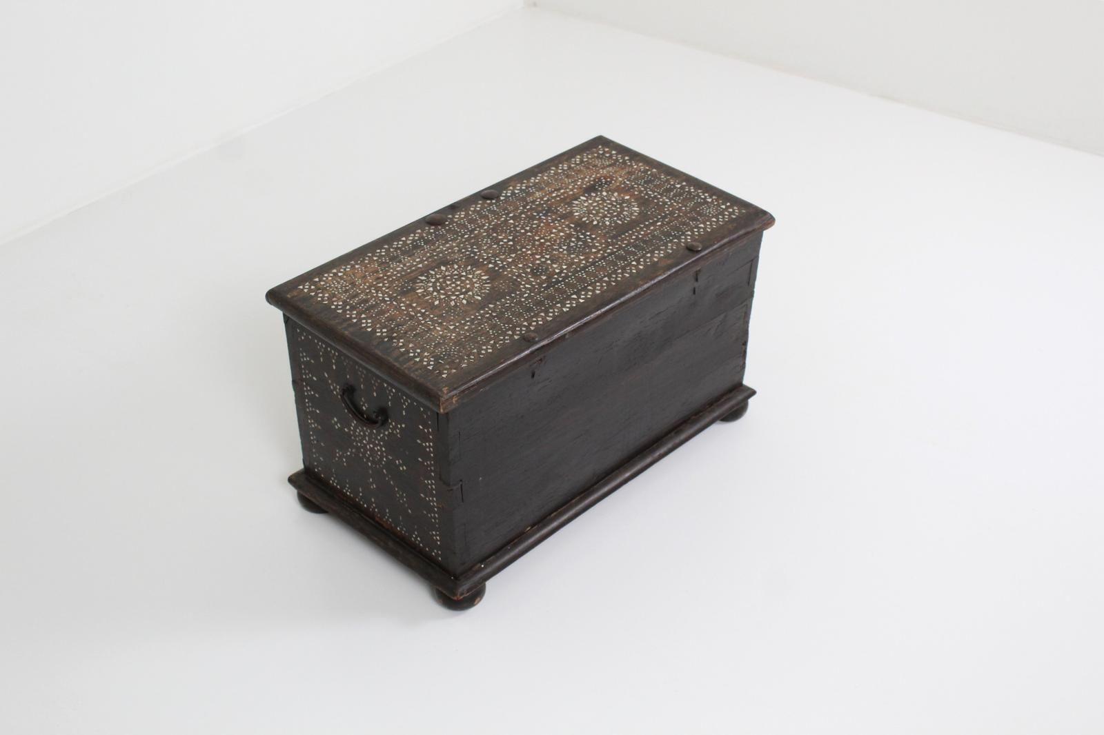 Oriental Chest Inlaid With Mother Of Pearl photo vinterior
