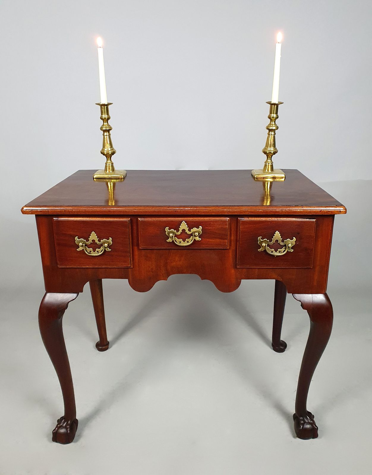 Lovely George III Red Walnut Lowboy On Ball And Claw Feet C. 1775 photo for sale