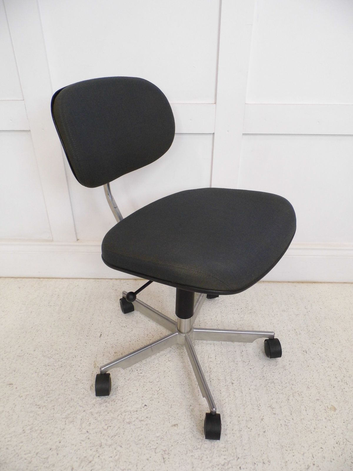 photo for sale Retro Design Office Engelbrecht Kevi 2543u Model Jorgen Rasmussen Desk Chair