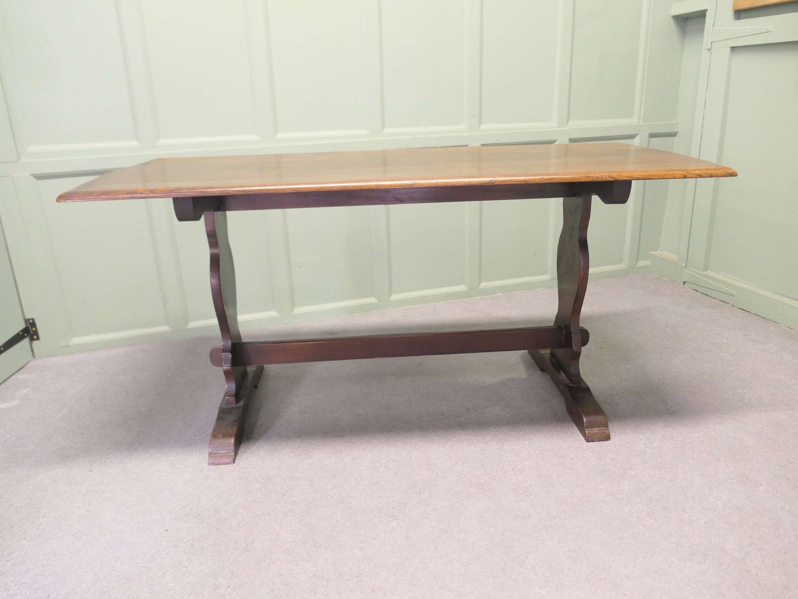 Good Quality Oak Refectory Dining Table This Is A Good Quality Country Oak Table In The R photo 930.0